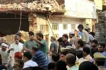 11 people were killed on Monday due to a gas cylinder explosion in UP