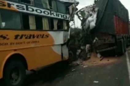 6 dead after bus rams into truck on Pune-Bangalore Highway
