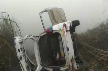 6 dead after car falls into canal near Delhi due to fog