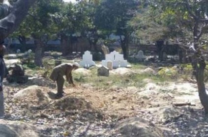 An elderly man who buries orphan\'s bodies-Padma Shri honored