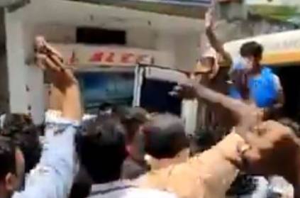 Bengaluru corporator greets large crowd after testing positive