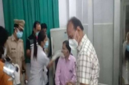 Doctor, Nurse Slap Each Other At UP\'s Rampur Hospital