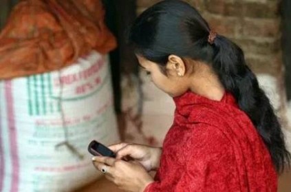 Gujarat community banes unmarried girls from using cellphone