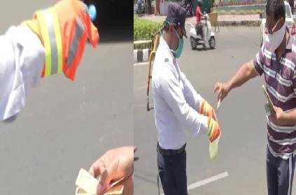 mp traffic police sanitizes fine amounts using disinfectants