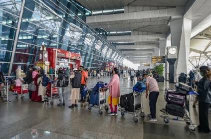 man robbed passengers at delhi airport disguised as a student