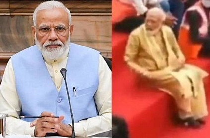PM Narendra Modi refused to sit in chair at varanasi event