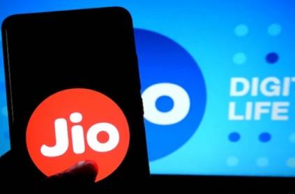 Reliance Jio offers 30 minutes free talk time to soothe customers