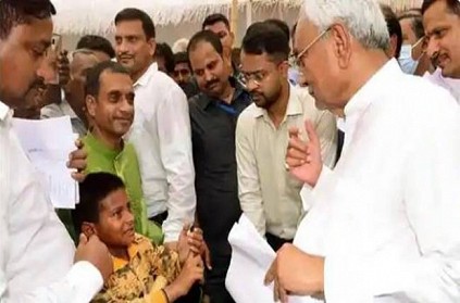 schoolboy demands quality education from Bihar CM Nitish Kumar