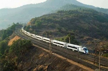 Vande Bharat Express Climbs Steep Western Ghats video