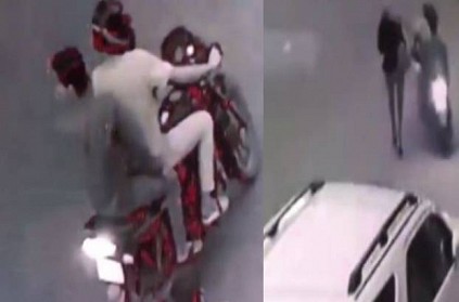 WATCH: 2 robbers snatched cell phone from woman journalist in Delhi