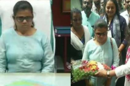 visually challenged woman becomes Indias first IAS officer