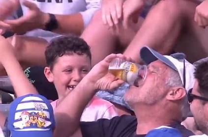 fan refuse to return ball continues to drink beer video go viral