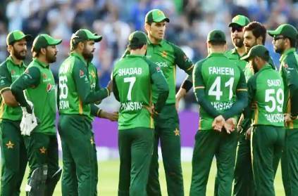 Hasan Ali has apologised to fans after Pakistan\'s T20 World Cup exit
