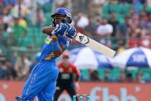 ‘உருவத்தை வைத்து ட்விட்டரில் கலாய்த்த ரசிகர்’.. பிரபல வீரரின் இணையத்தை வென்ற ‘மாஸ் ரிப்ளை’..