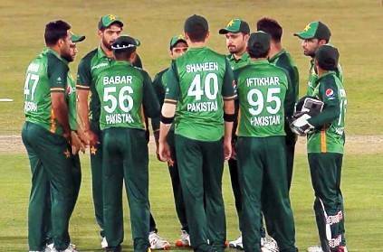 Pak head coach bowling coach resign after T20 WorldCup squad announced