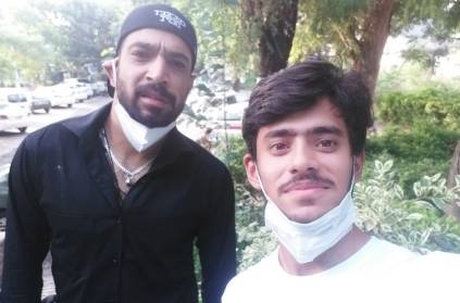 pakistan fan takes selfie with cricket bowler who tests positive