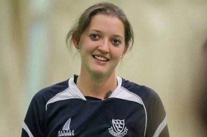 Sarah Taylor shares half nude picture goes viral on Social media