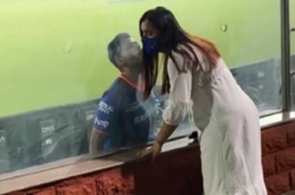 Suryakumar Yadav shares an adorable kiss with his wife