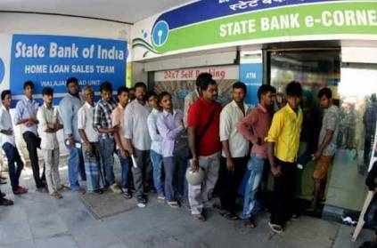 Cash misplaced ATM floods RS 500 notes instead of 200 people go crazy