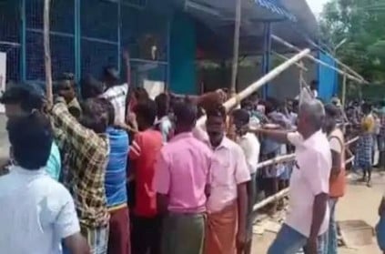 Curfew in Madurai - Citizens at the Sivaganga border