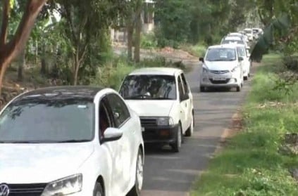 Man came 100 cars for his sister\'s daughter age attending function