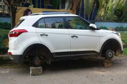Pathankot steals 4 wheels car doctor working Corona ward