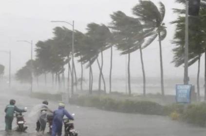 Puravi Cyclone Next to Nivar Passes Trincomalee