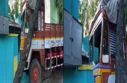 sivakasi lorry ran into a house as the driver was drunk