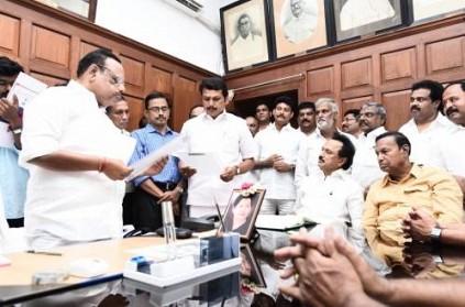 \'Wait and See\' DMK leader MK Stalin answers about his next move