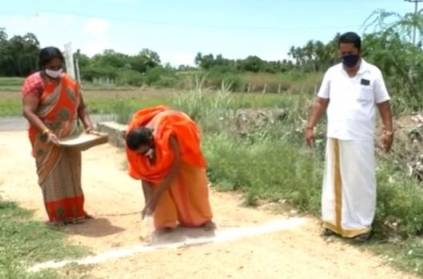 wheat Fence in road to restrict corona entry, trichy sai baba devotees