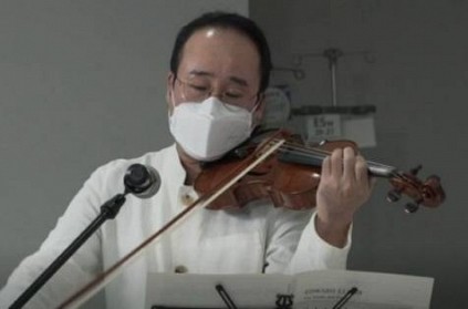 A concert performed by a musician for corona patients