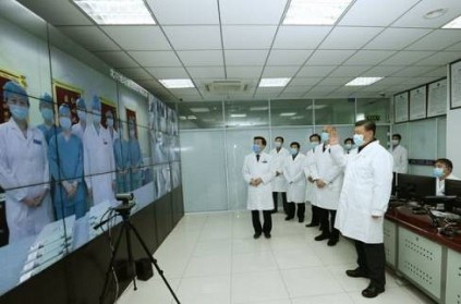 Chinese President Xi Jinping visits private hospital in Beijing