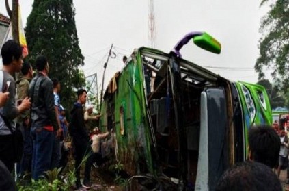 Indonesia Accident 8 Dead 30 Injured In Bus Crash