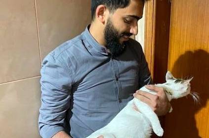 Malayalis receive Rs 10 lakh gift from Ruler of Dubai for rescuing cat