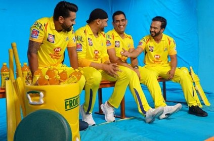 WATCH: Dhoni, Harbhajan Singh, Jadhav danced for CSK\'s team anthem