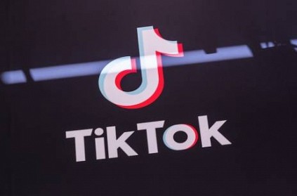 woman does tiktok videos after husband left her