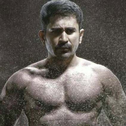 Vijay Antony sporting Six pack look for the first time with Khakhee