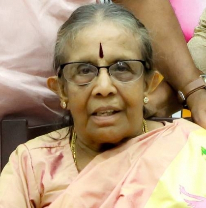 Ajith's manager Pro Suresh Chandra's Mother sathyavathy Passed away