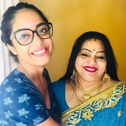 Bigg Boss 3 Abhirami meets Mugen Rao's mother picture goes viral