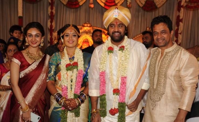 Deceased Chiranjeevi Sarja and wife Meghana Raj were expecting their first child | மறைந்த நடிகர் சிரஞ்சீவி சார்ஜா மனைவி மேக்னா ராஜ் கர்ப்பமாக இர