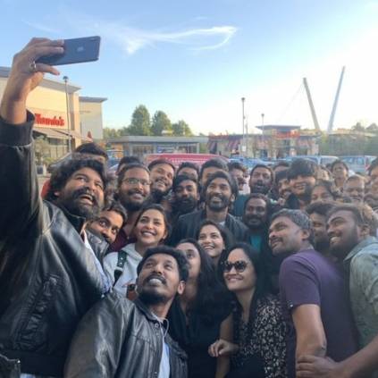 Dhanush hosts a special screening for D40 team in London