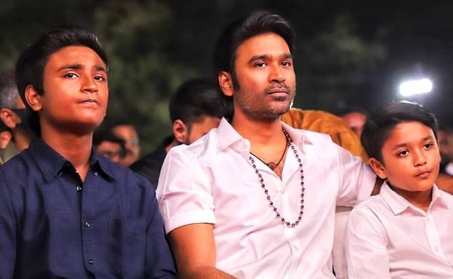 Dhanush watched IPL chennai super kings match with his sons