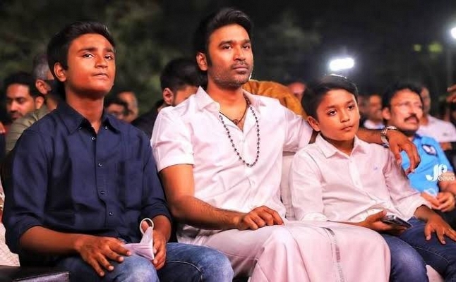 Dhanush With His Sons and Watching Thiruchitrambalam Movie