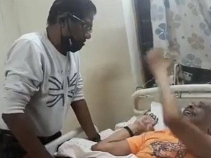 நடிகர் பாபுவை சந்தித்த பாரதிராஜா | Director bharathiraja meets en uyir thozhan babu in hospital