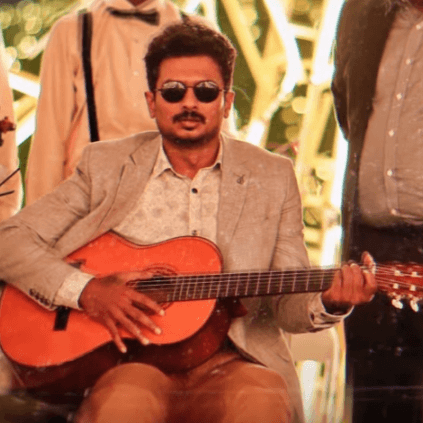 Gautham Menon released Neenga Mudiyuma song From Mysskin and Ilaiyaraaja's Psycho