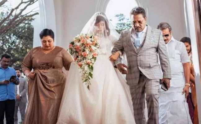 Karunaas Grace Daughter Diana Pauline Wedding Photos went viral