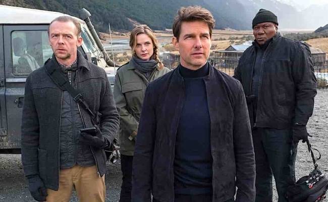 New poster of Tom Cruise Mission Impossible Dead Reckoning Part 1