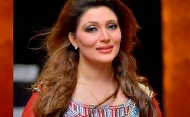 pakistan actress Khusboo booked for posting actress obscene video