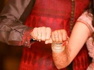 Popular actor and Actress got engaged ft Roshna Ann Roy and Kichu Tellus | நிச்சயதார்த்த ஃபோட்டோ பகிர்ந்த பிரபல நட்சத்திர ஜோடி