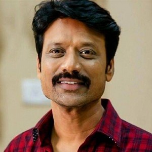 மீண்டும் ’மான்ஸ்டர்’ காம்போ – எஸ்.ஜே.சூர்யாவின் ‘பொம்மை’ ஃபர்ஸ்ட் லுக்